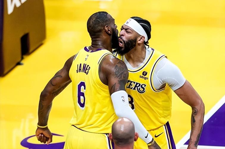 认清自己!nba这5人只能做二当家:皮蓬离不开乔丹,欧文向詹姆斯道歉7天前